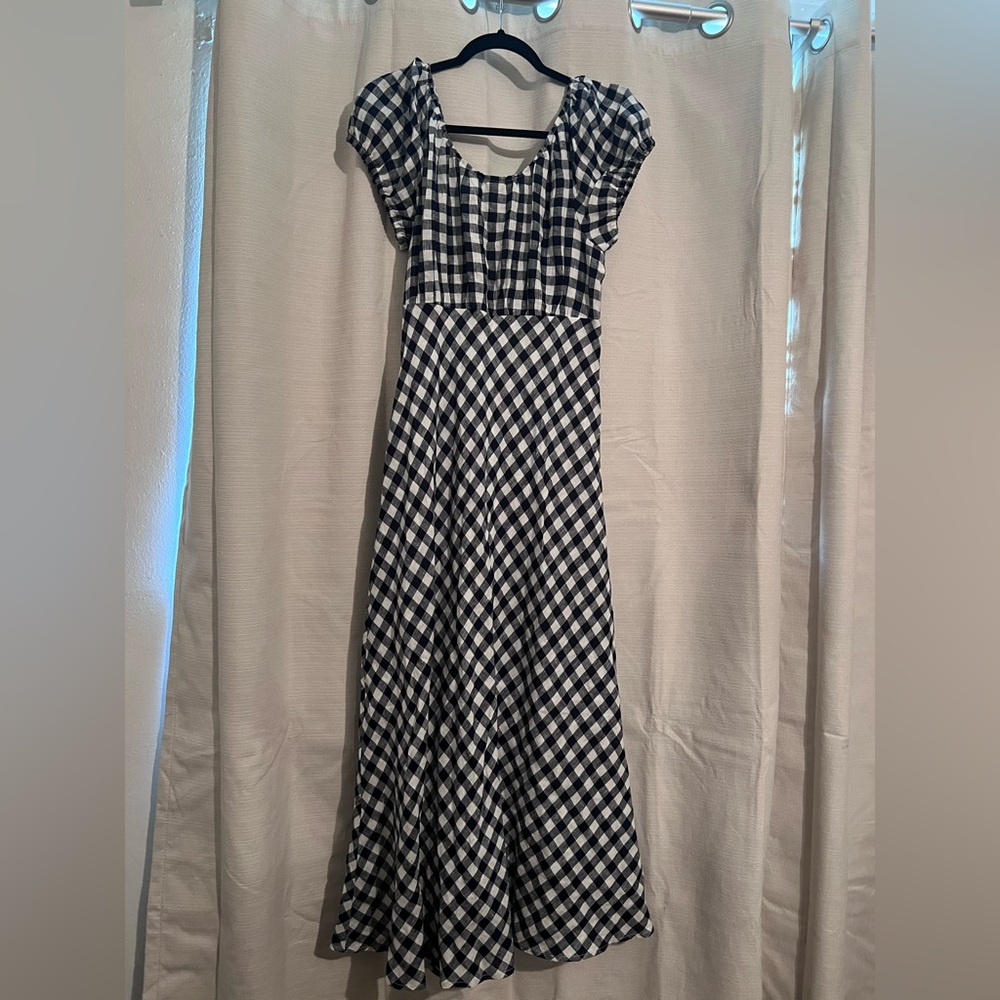 Navy & White Gingham Midi Dress - Casual Puff Sleeve - Picture 5 of 5